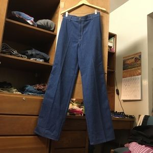 Vintage Levi High Waisted Wide Leg